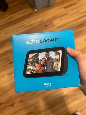 Amazon Echo Show 5 Smart Display - Blue
